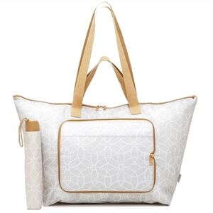 ☔️ Stylish DSW Tote & Umbrella Set ☔️ Step out in style, rain or shine ☀️